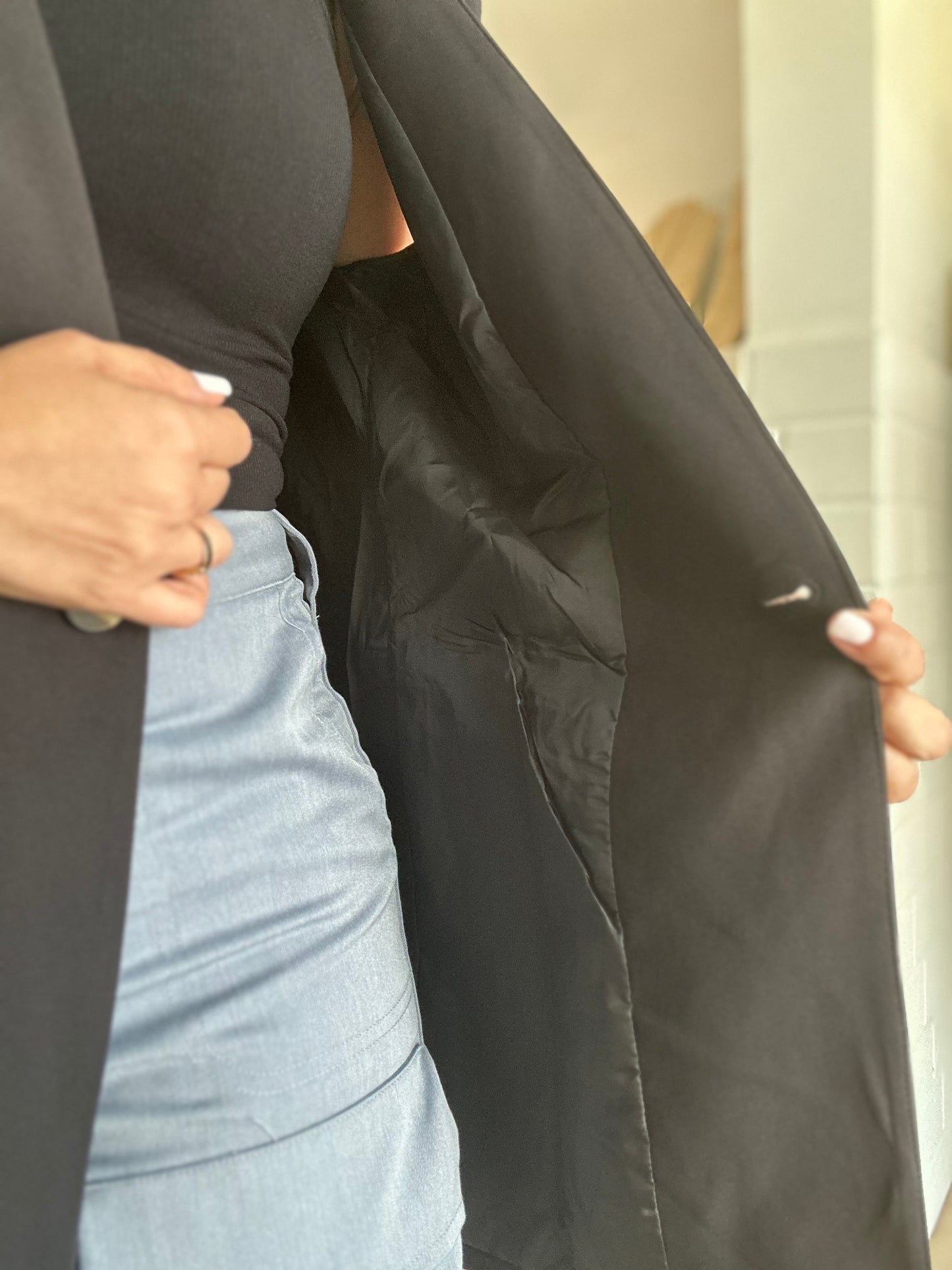 Long Vest (Black)