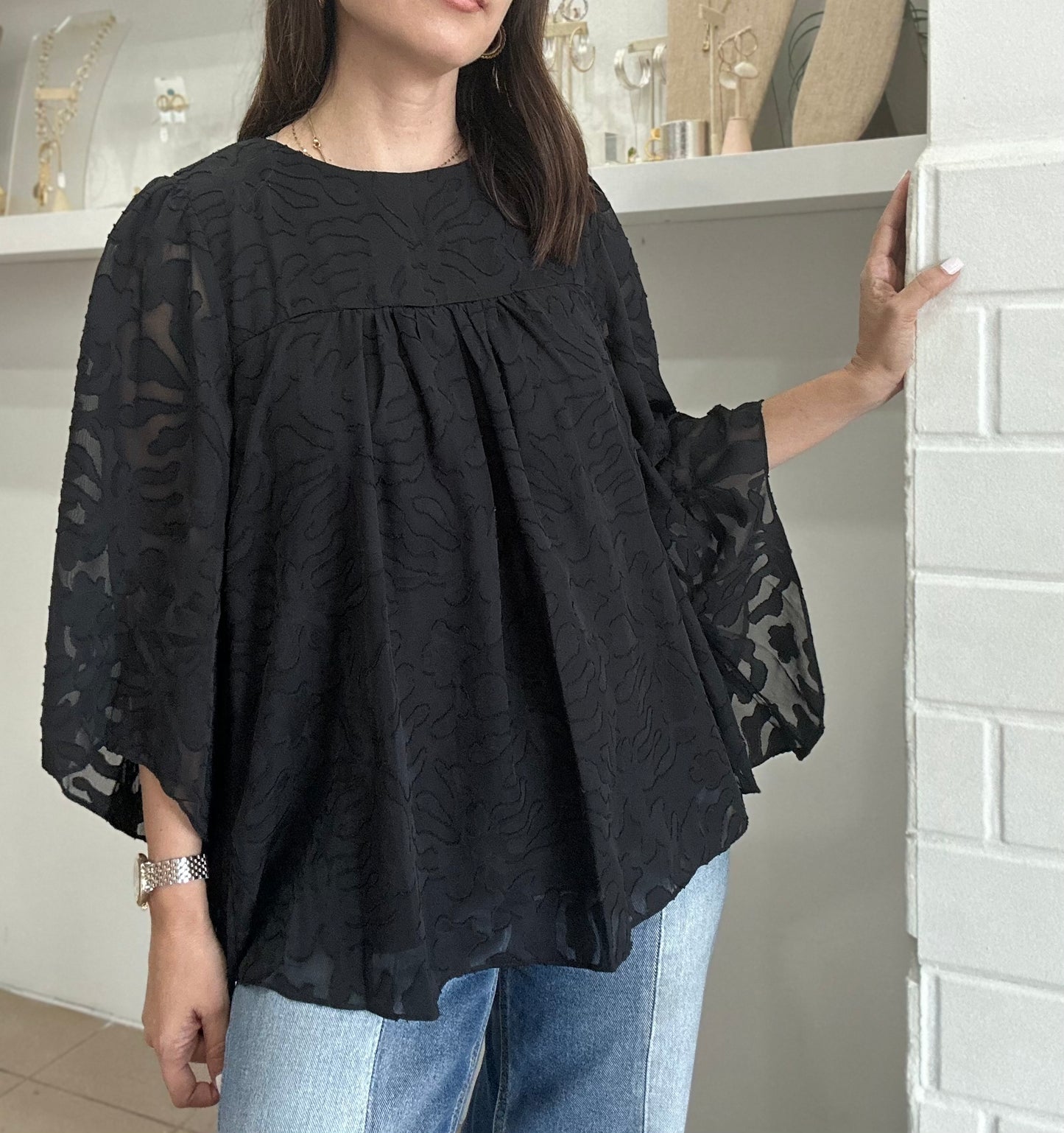 Elegant Black Piece