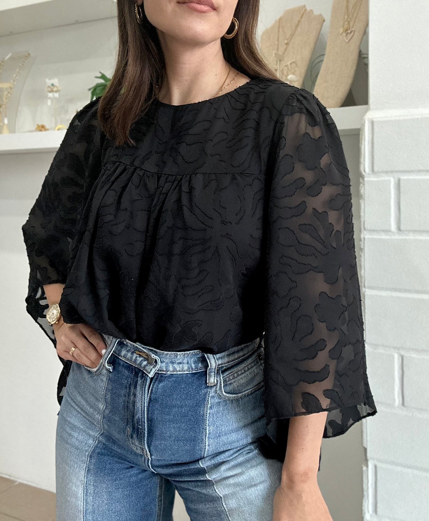 Elegant Black Piece