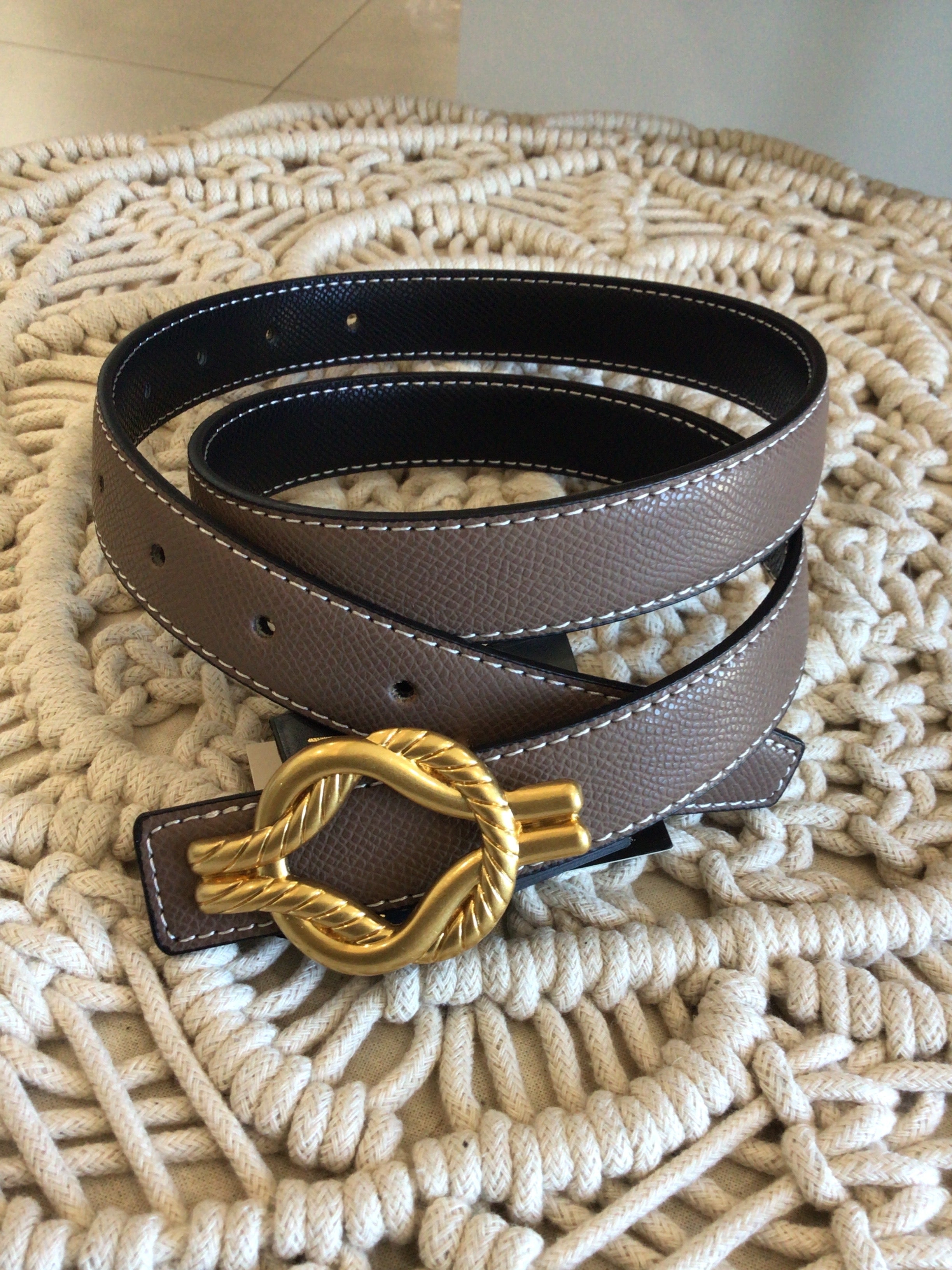 Knot Buckle Reversible Belt