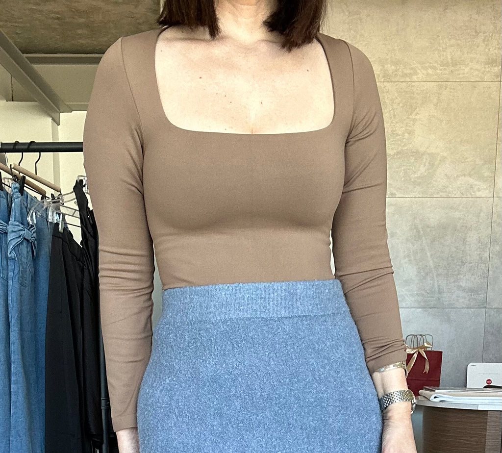 Dark Latte Long Sleeve Basic