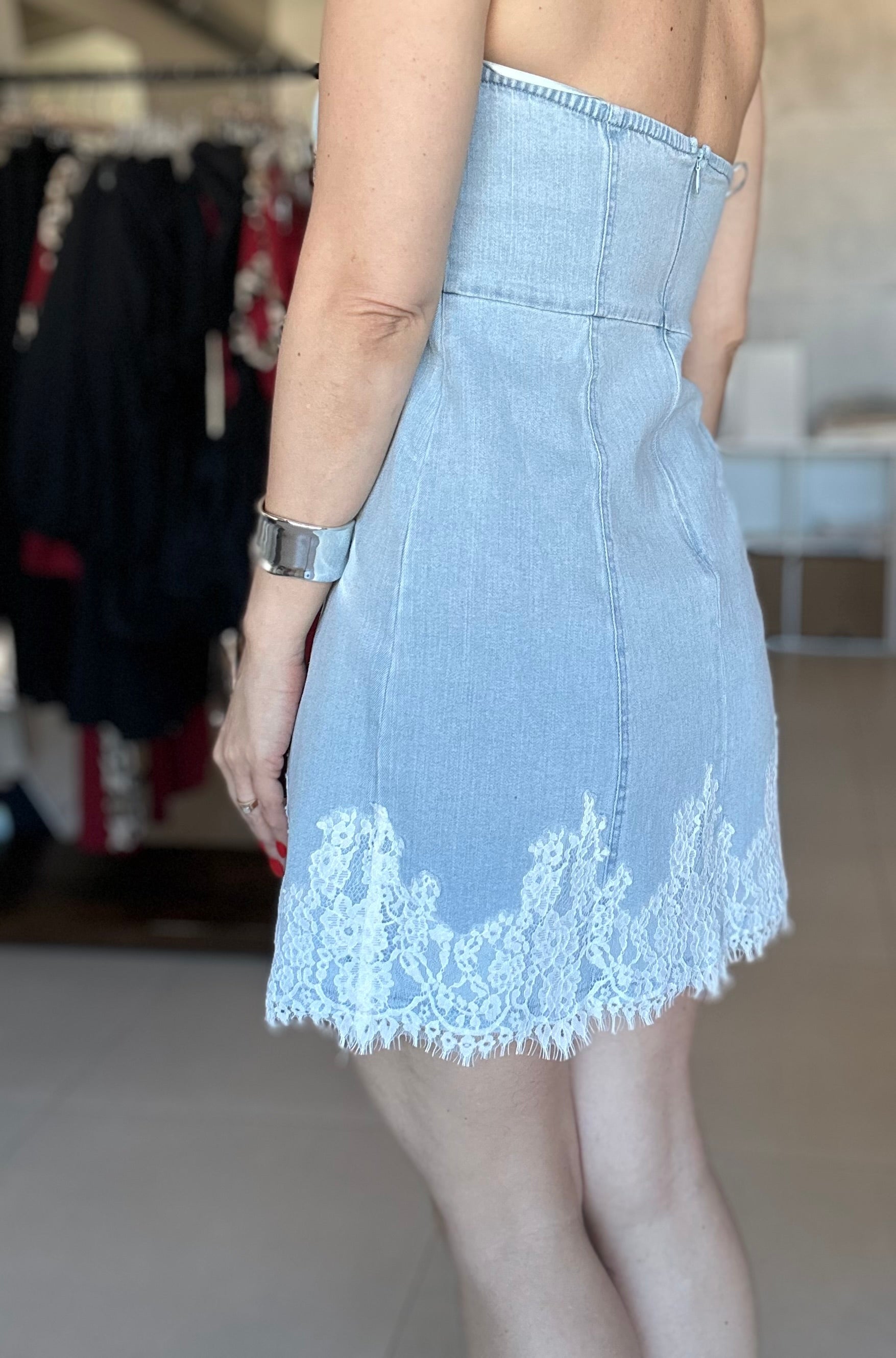 Stretch Lace Dress