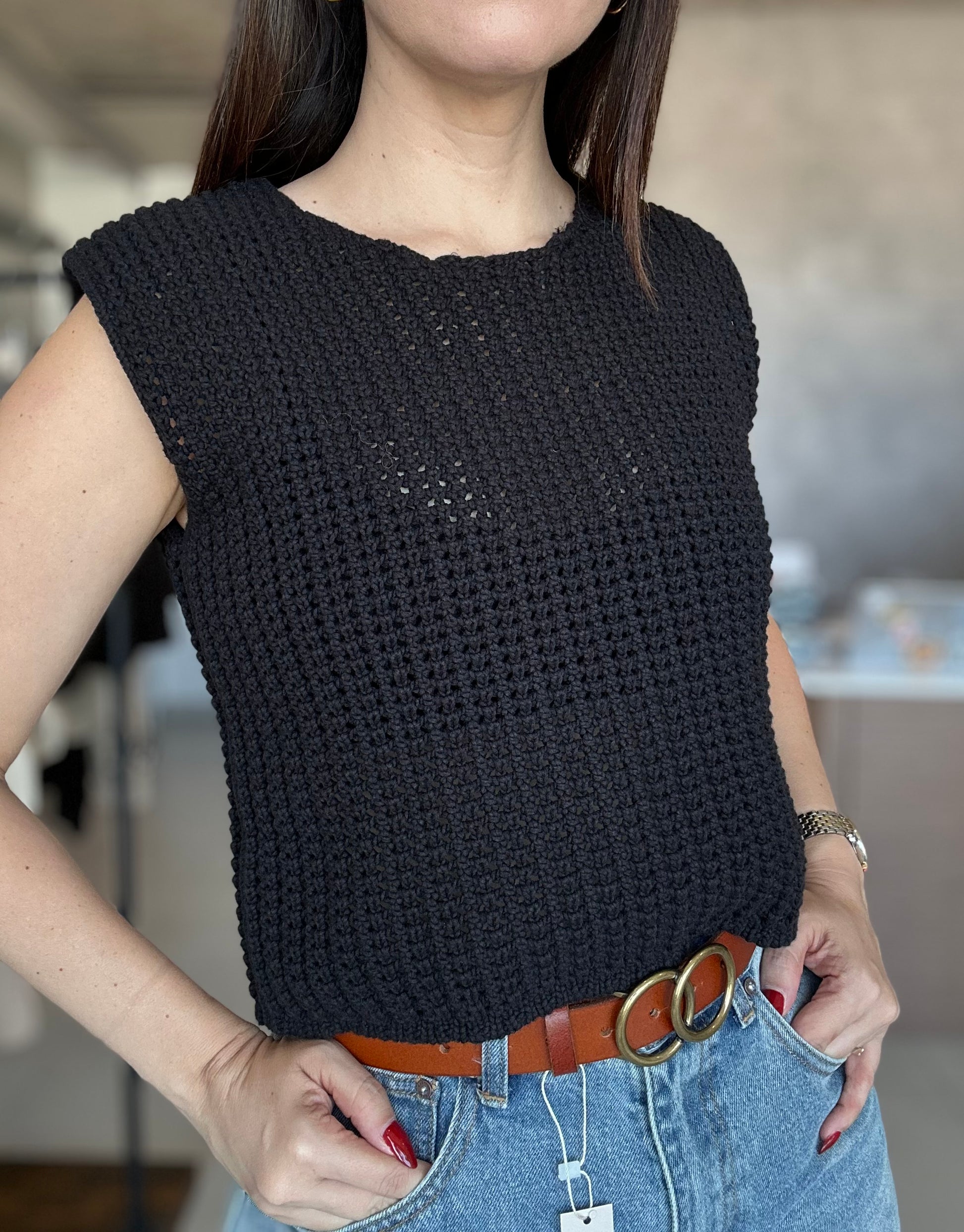 Knitted Sleeveless Sweater