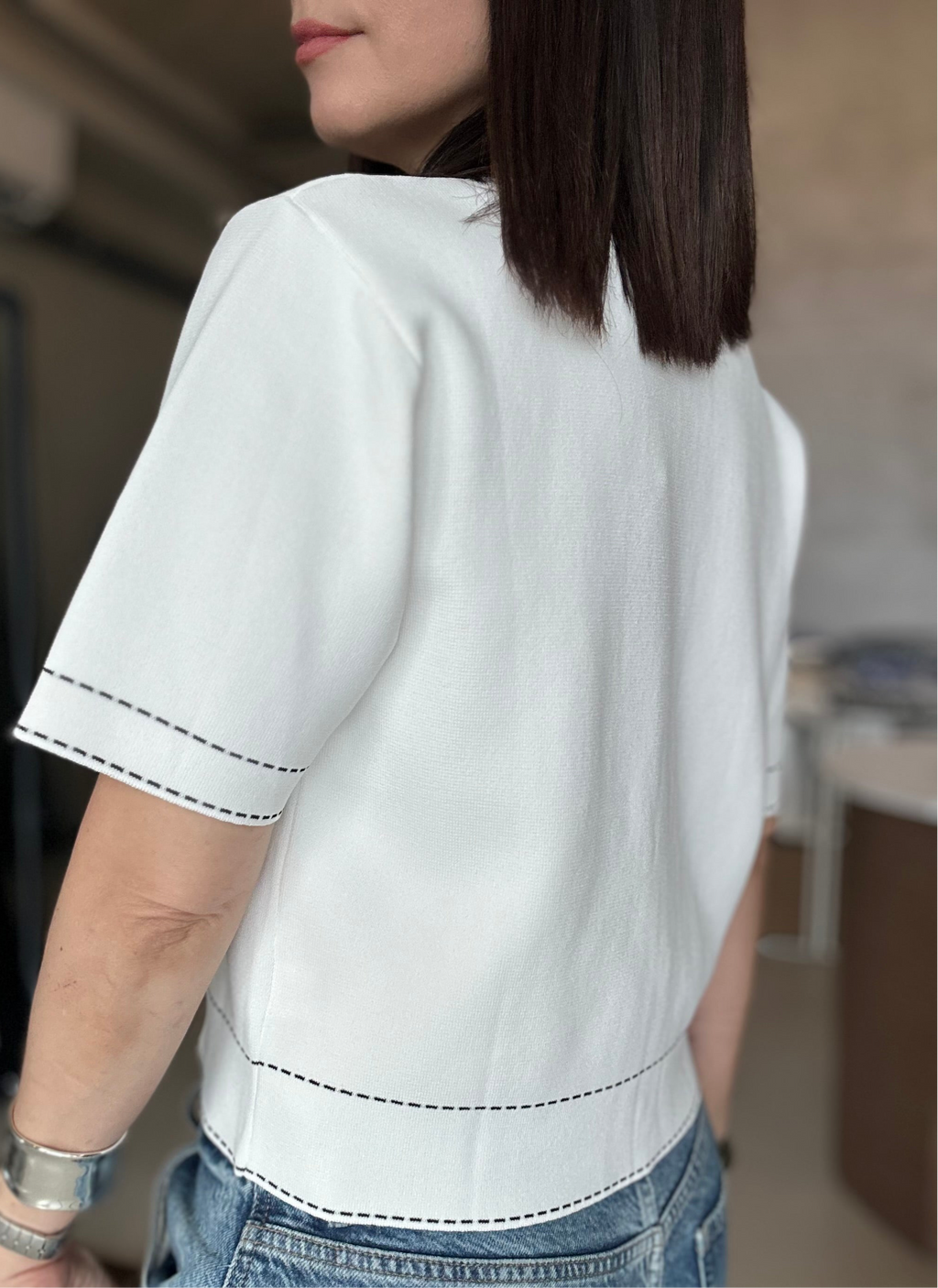 Minimalistic Sweater Top