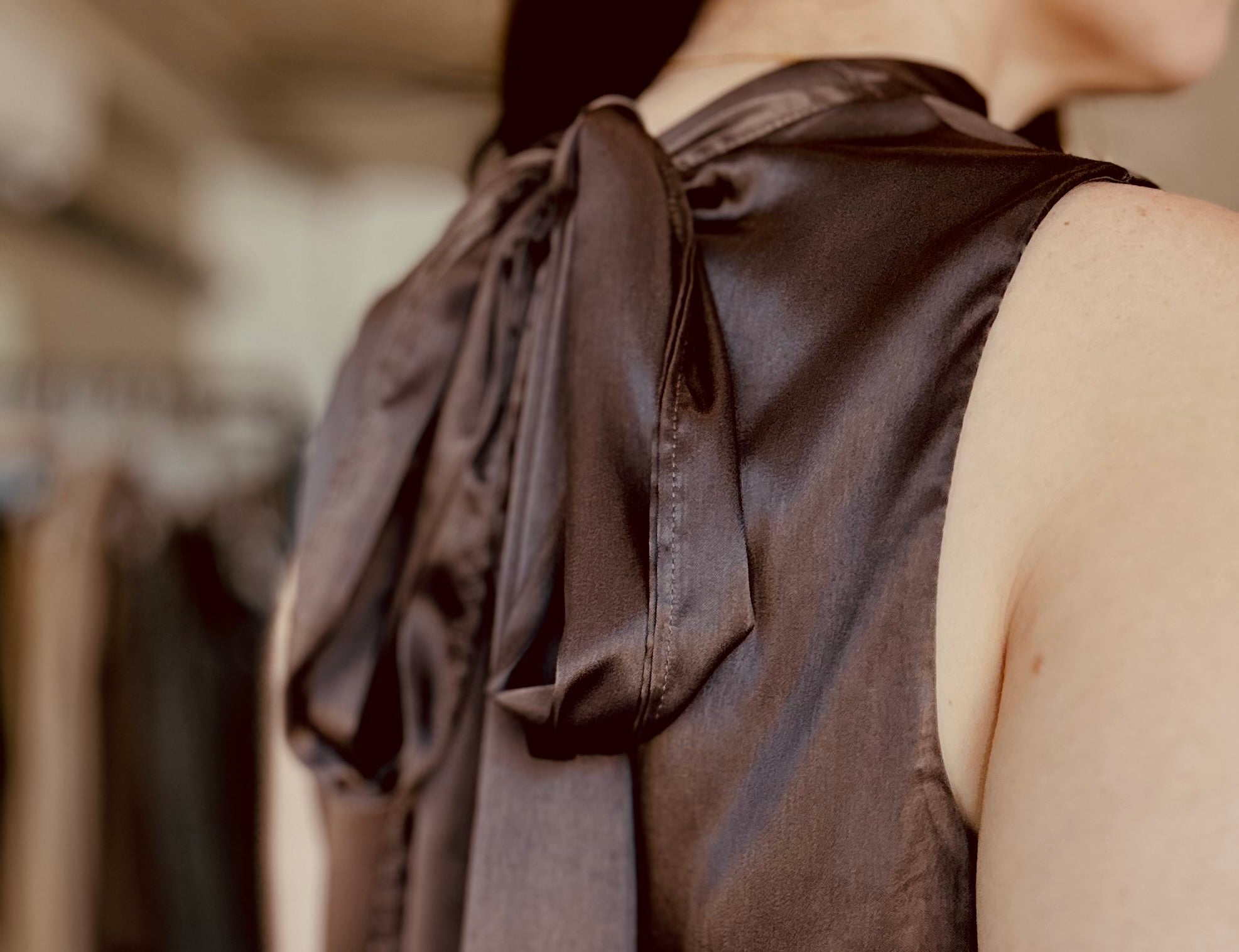 Oak Tie Neck Top