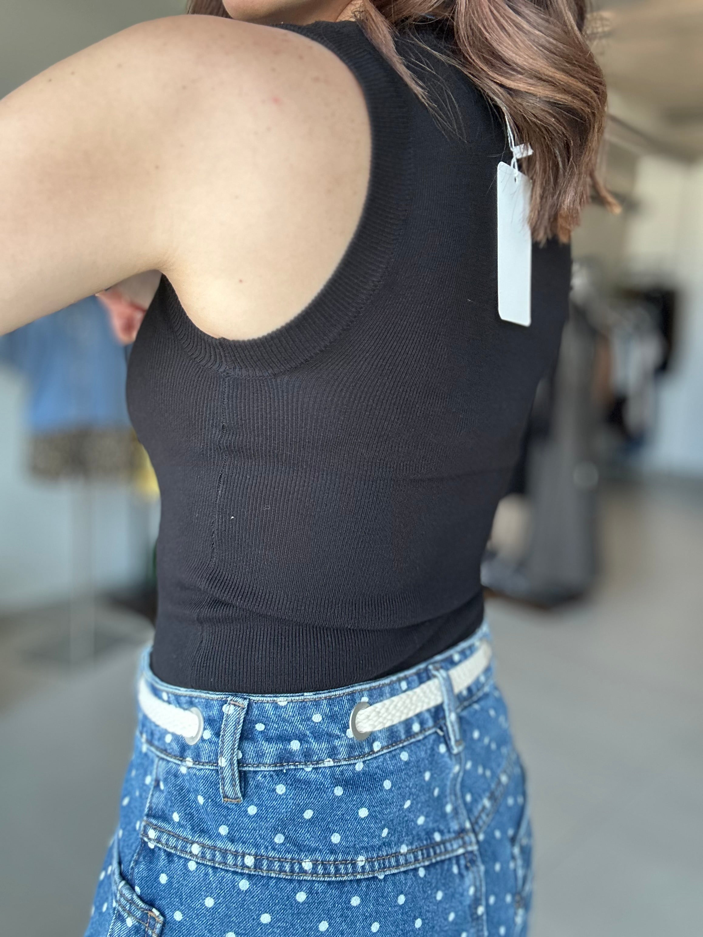 Black Elegant Basic