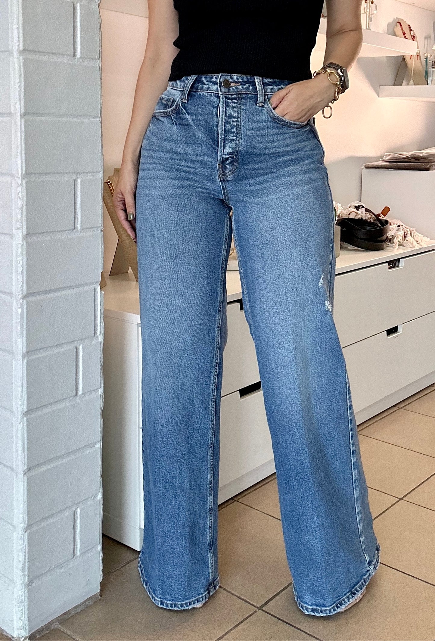 High RIse Wide Leg Jean