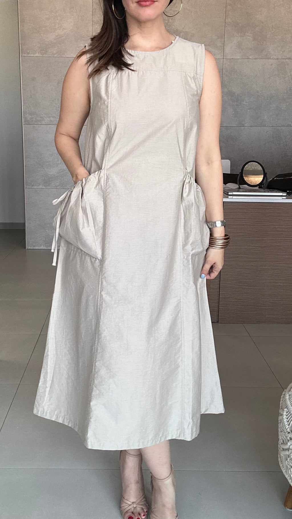 Light Midi Dress