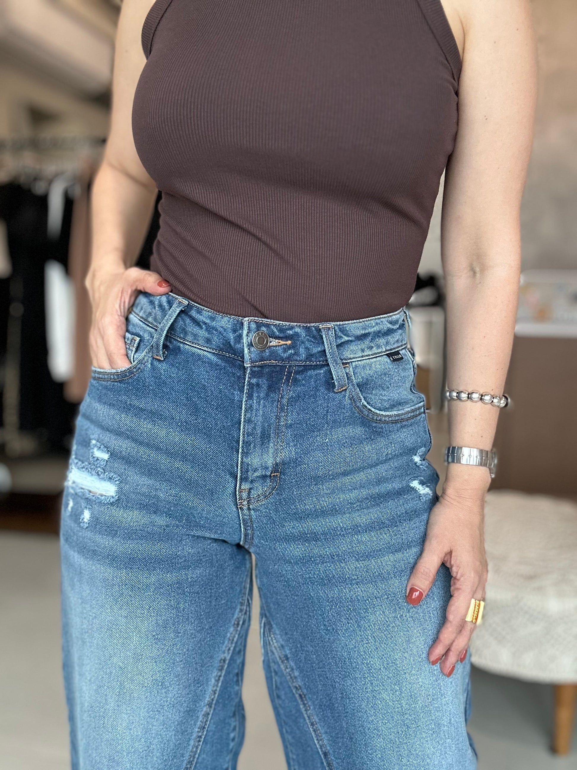 Distress Jean