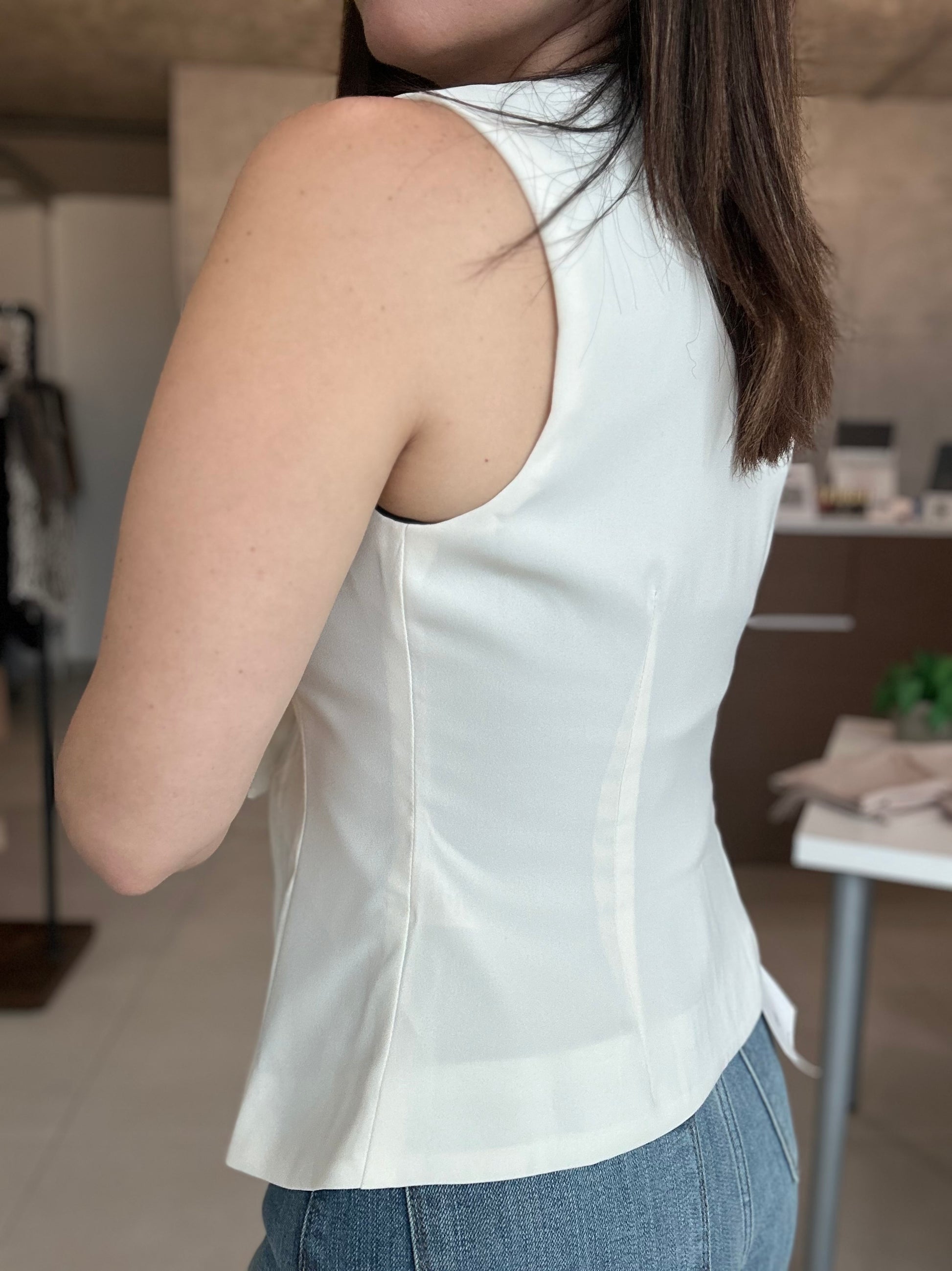 Bow Vest