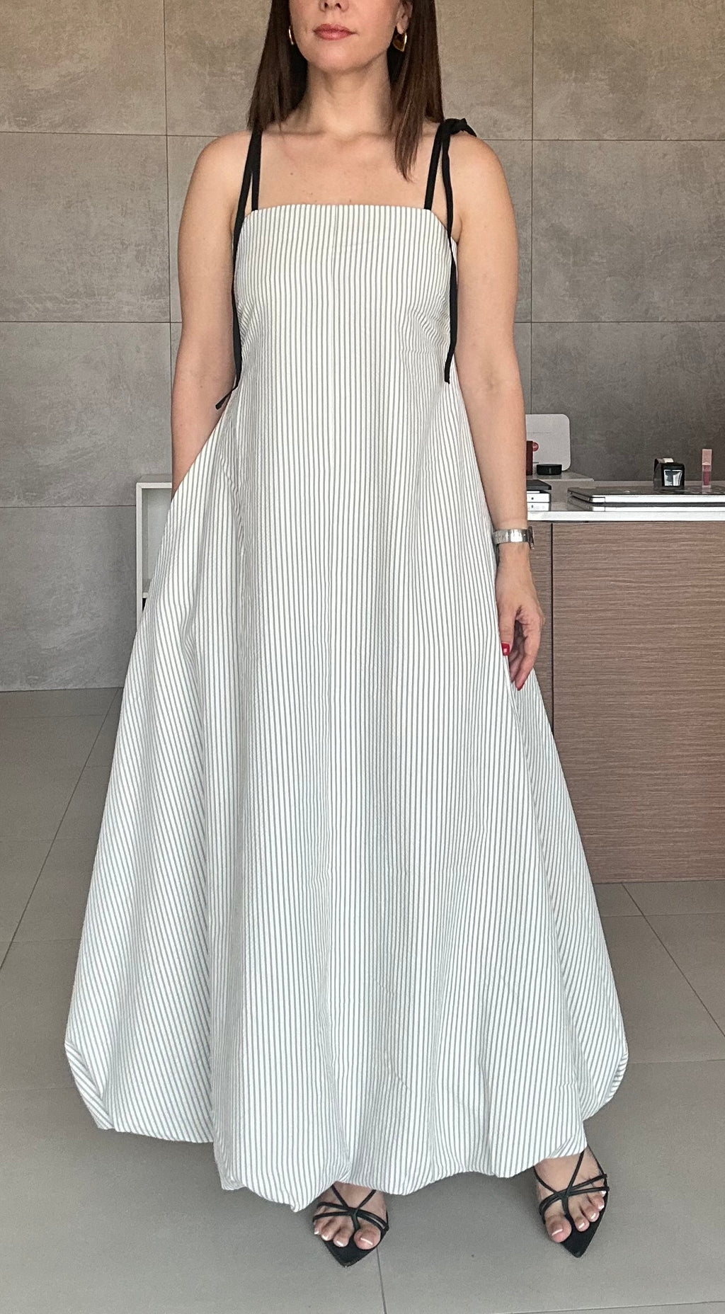 Bubble Maxi (White + Black)