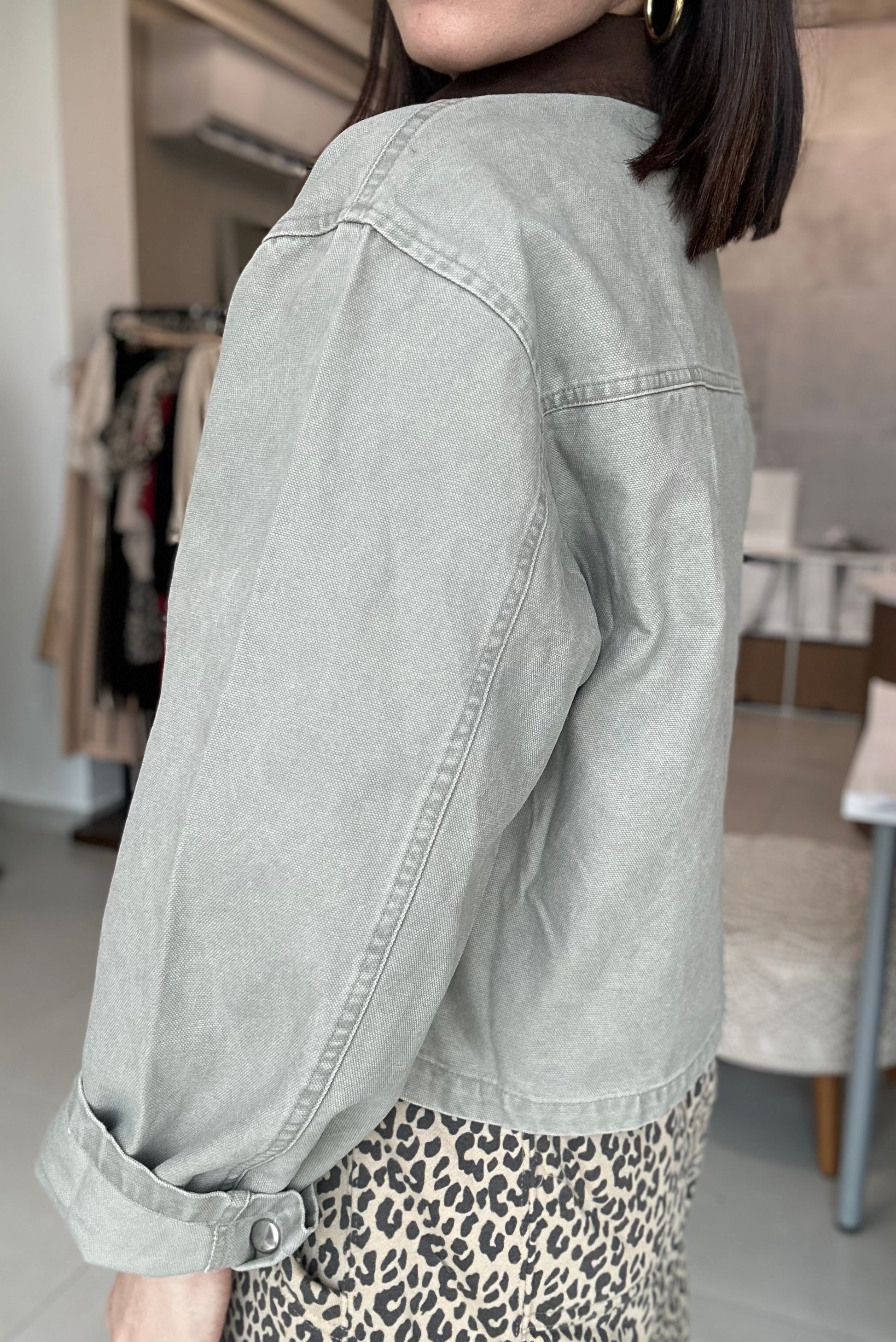 Contras Collar Jacket