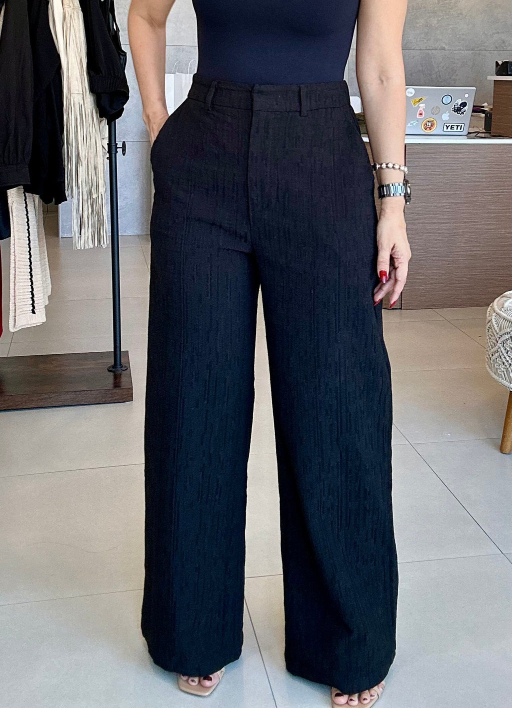 Textured Trouser (Black)
