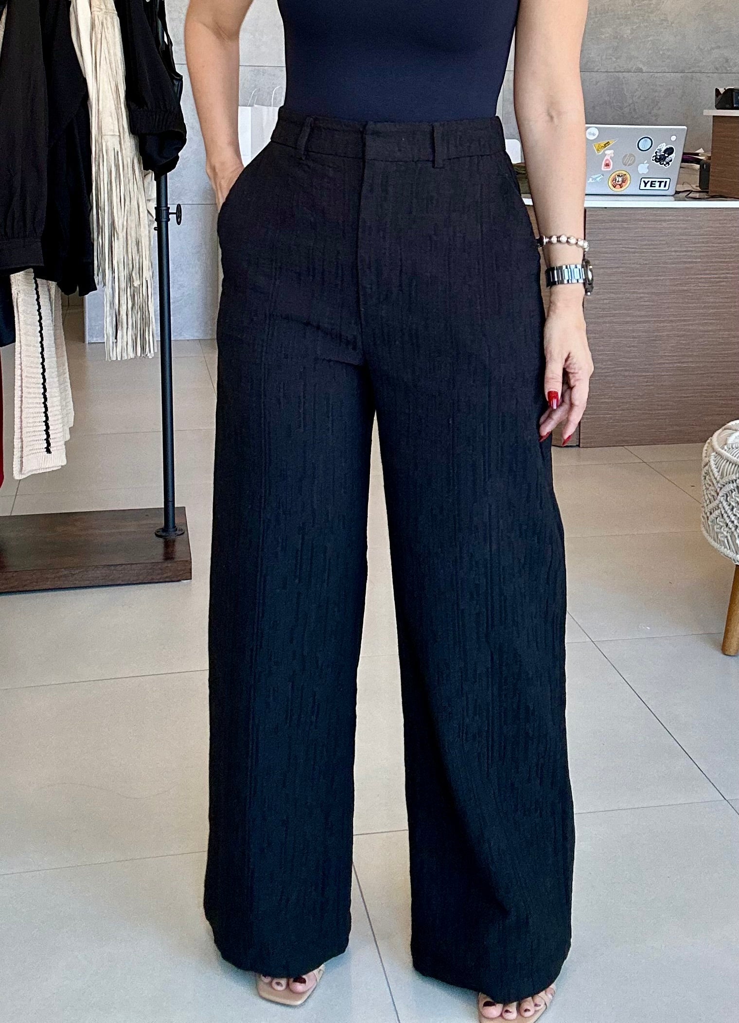 Textured Trouser (Black)