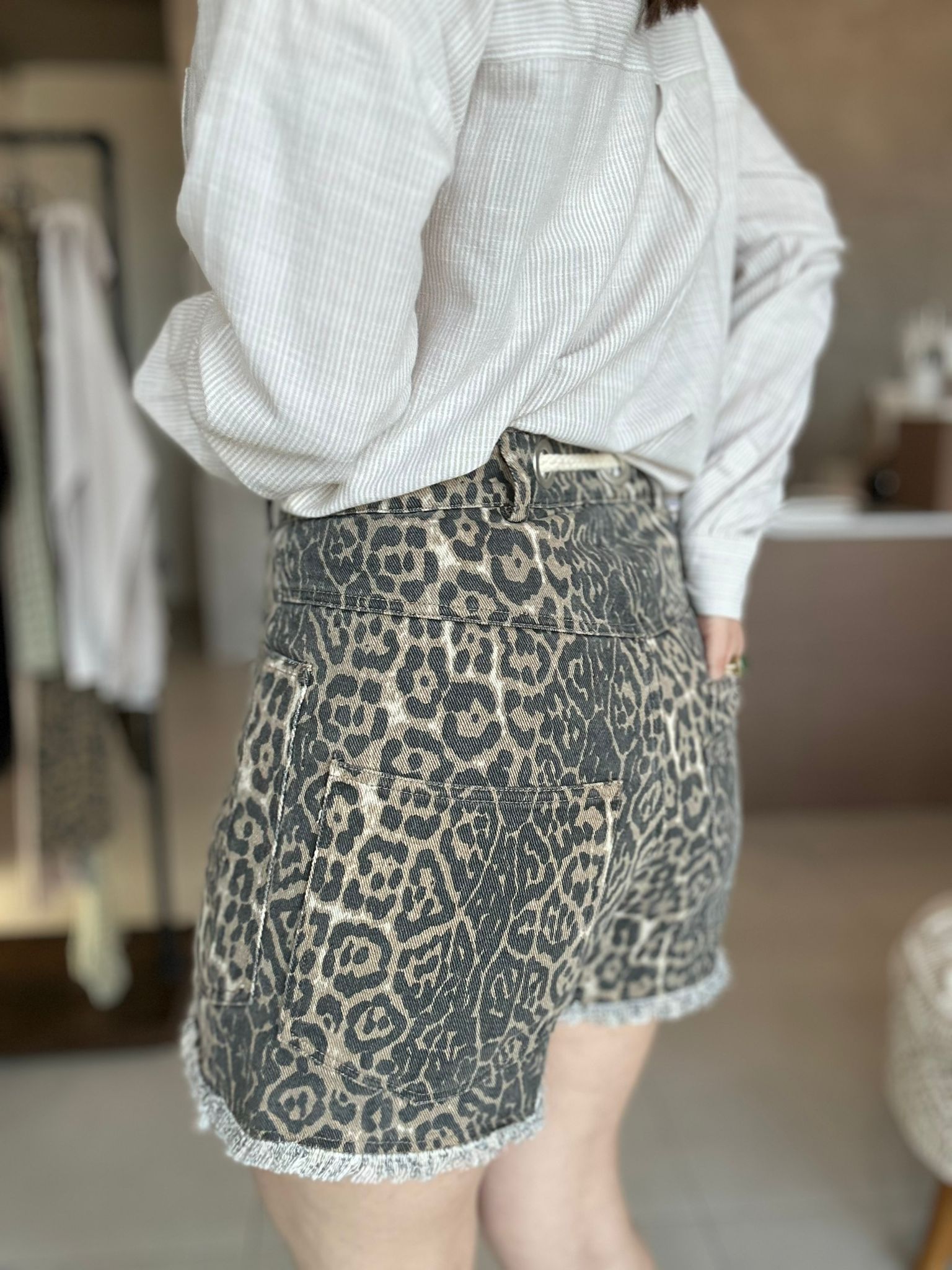 Raw Edge Leopard Shorts